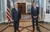 وزرای خارجه امریکا و ازبیکستان در باره افغانستان رایزنی کردند