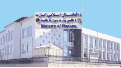 حکومتسرپرست بدهیهای حکومتپیشین را پرداخت میکند