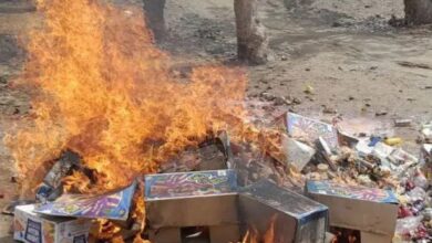 محکمهای در دایکندی حکم به سوزاندن 7 آله موسیقی داد