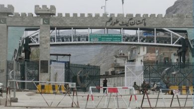 افزایش چشمگیر هزینههای درمان و مواد غذایی در افغانستان همزمان با محدودیتهای مرزی